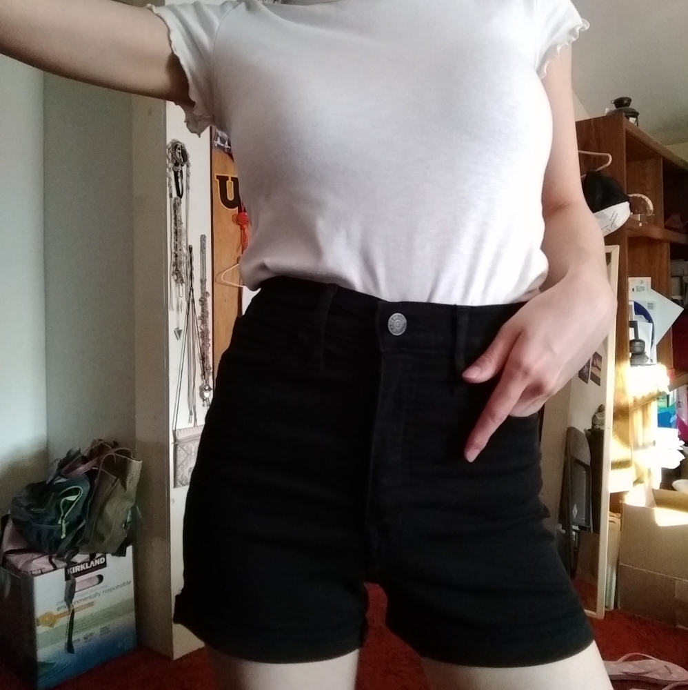 23 Madewell Roadtripper high rise denim shorts